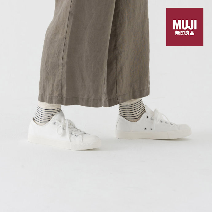 MUJI